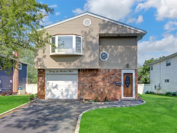 2603 Mariners Avenue, Wantagh, NY 11793