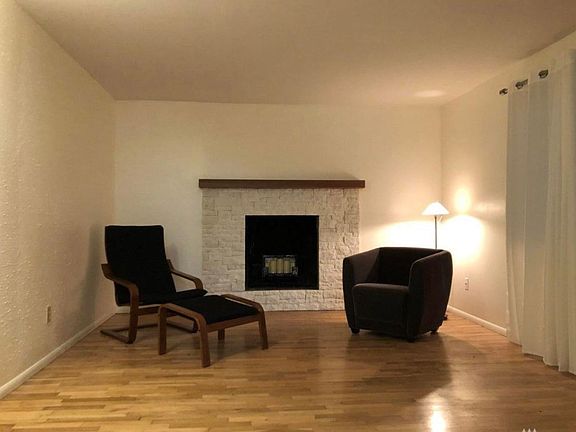 3rd image of 3816 138th Ave SE