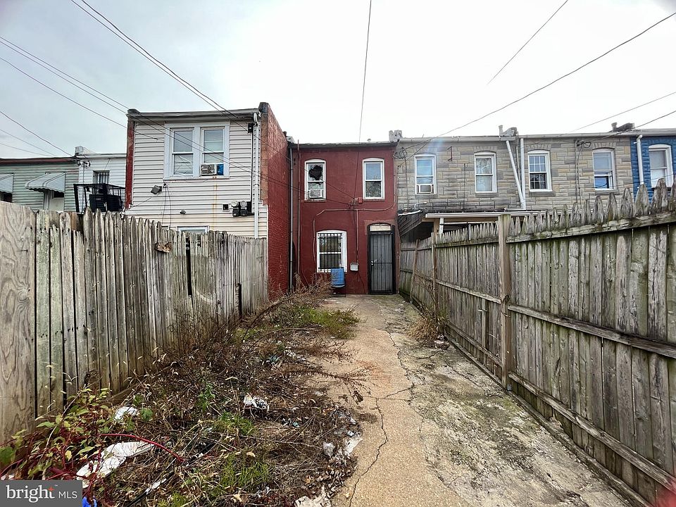 2nd image of 2356 Wilkens Ave