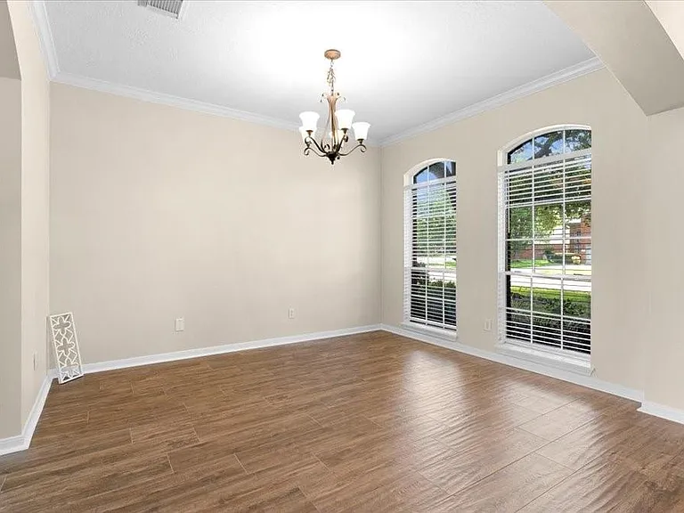 9722 Therrell Dr — Photo 14