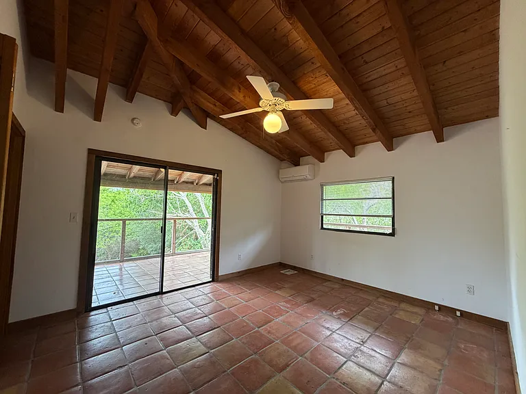 529 W Shore Dr — Photo 10