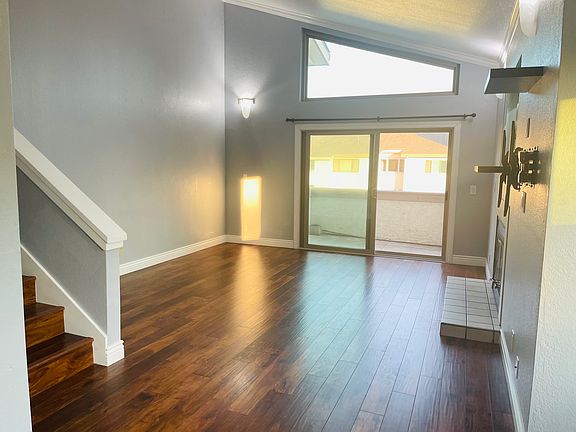 Vaulted and spacious Living room/ Hall