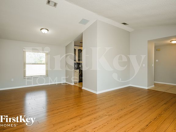 4th image of 3326 Bottlebrush Ct