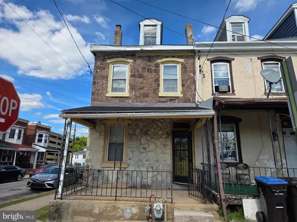 43 E Wood St, Norristown, PA 19401