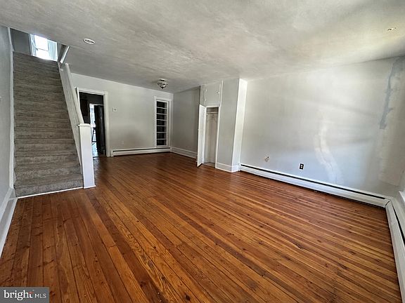 3rd image of 133 N 3rd Ave