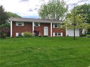 5820 Phillip Dr, Tipp City, OH 45371