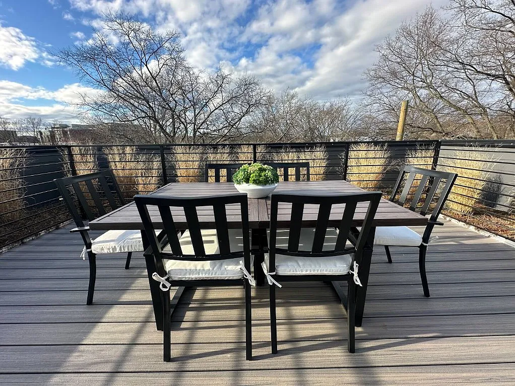 2 bed, 1028 sqft, $4,900 — Photo 3