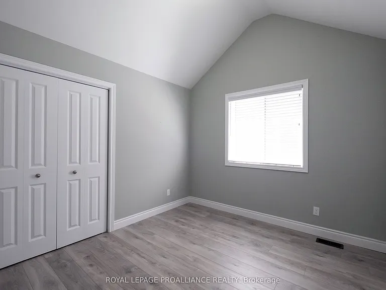 22 Stirling Cres — Photo 19