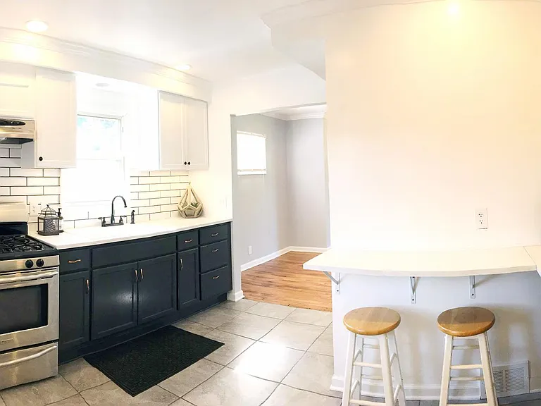 100% Brand New Spacious Kitchen