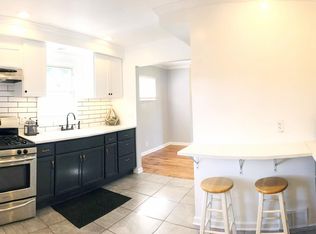 94 E Rowland Ave, Madison Heights, MI 48071