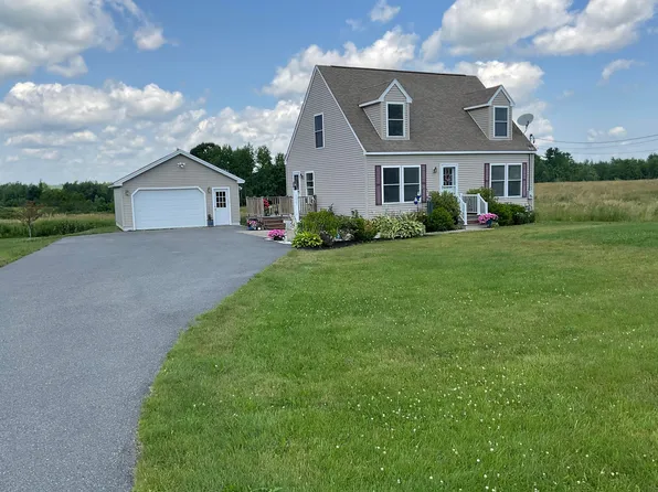 113 Poors Mill Road, Belfast, ME 04915