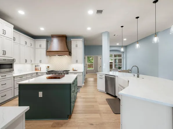 153 Mallard Cv, Austin, TX 78737