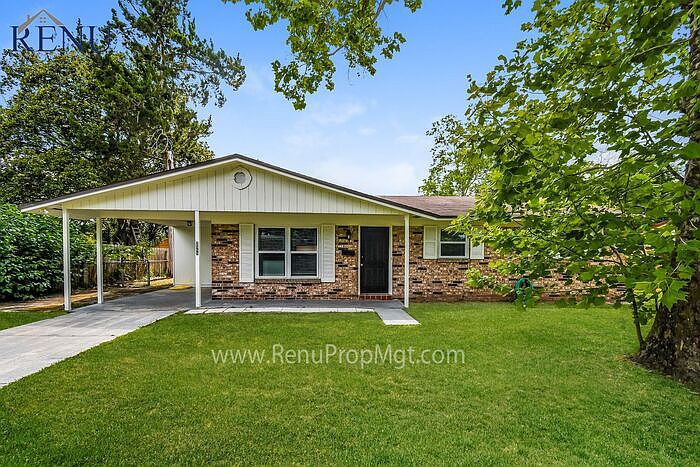 1st image of 2589 Kershaw Dr W #9B
