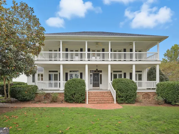 790 E Lake Dr, Gainesville, GA 30506