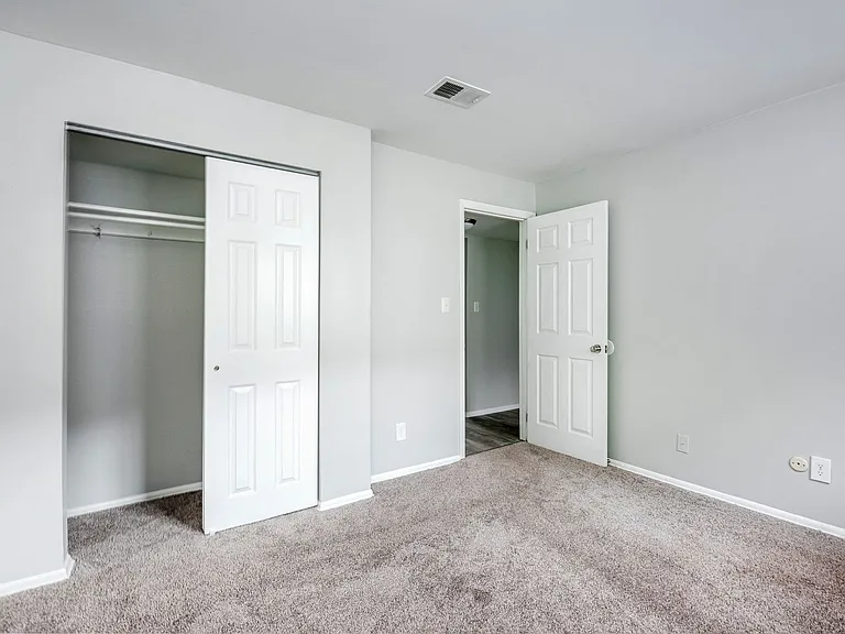 Riverview Place — Photo 10
