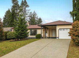 1496 Balmoral Ave, Comox, BC V9M2P6