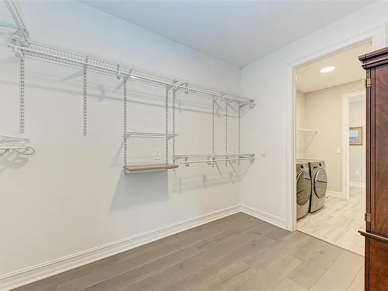 244 Villoresi Blvd — Photo 28