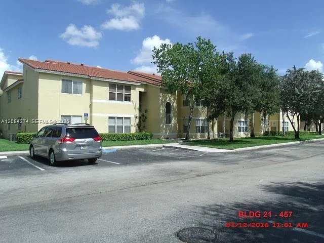 Isles At Lago Mar Condo — Photo 2