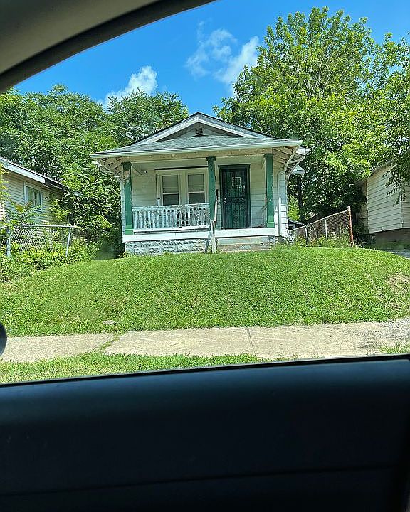 1st image of 578 Shoop Ave