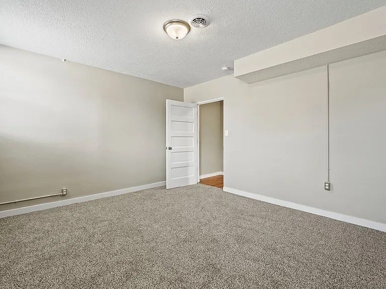 501 Ann St — Photo 13