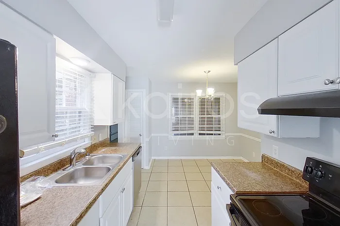 5824 Tam Oshanter Ave — Photo 8