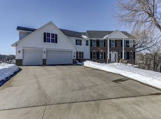 13626 Glendale Trl, Savage, MN 55378