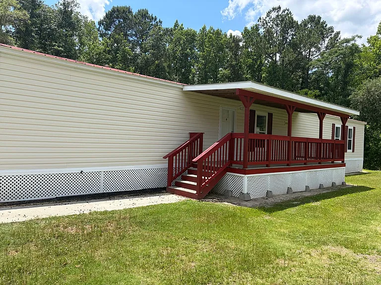 1105 S Rogers St — Photo 15