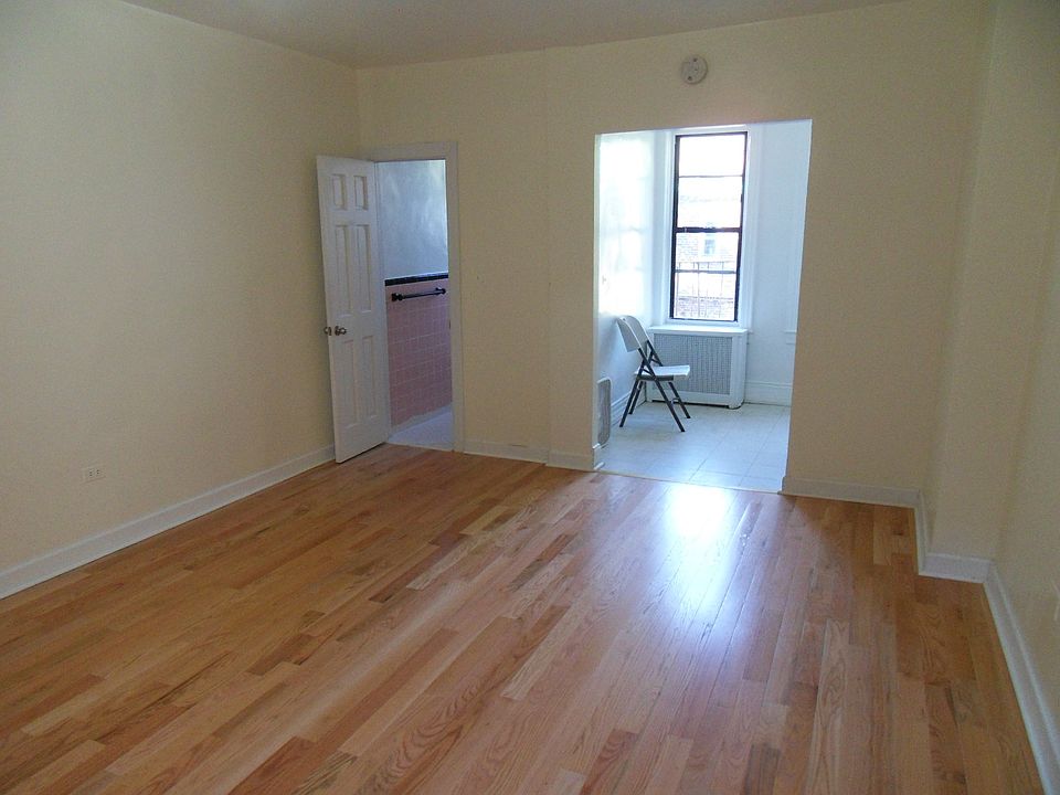 2nd image of 41-00 53 St #2B