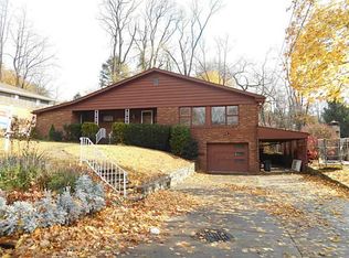 2635 Strathmore Ln, Bethel Park, PA 15102