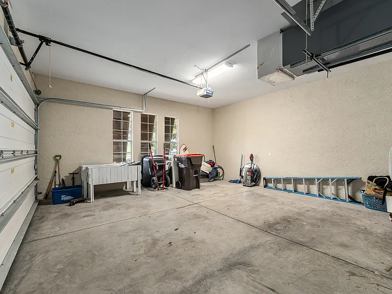 4958 NW 35th Lane Rd — Photo 33