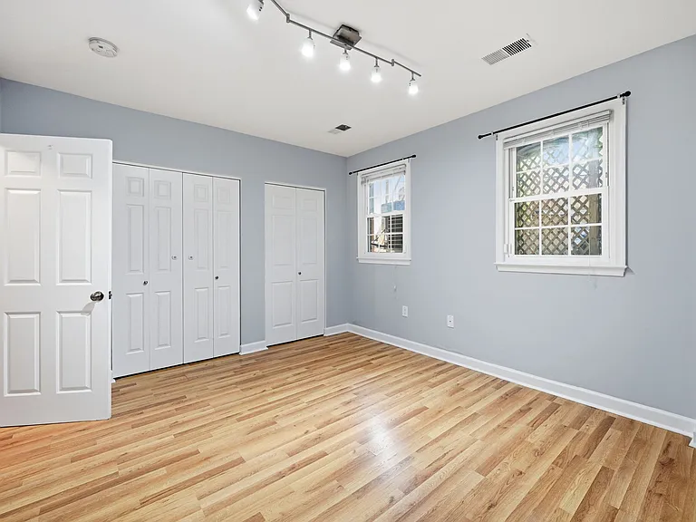 1211 Potomac Ave SE #B — Photo 11
