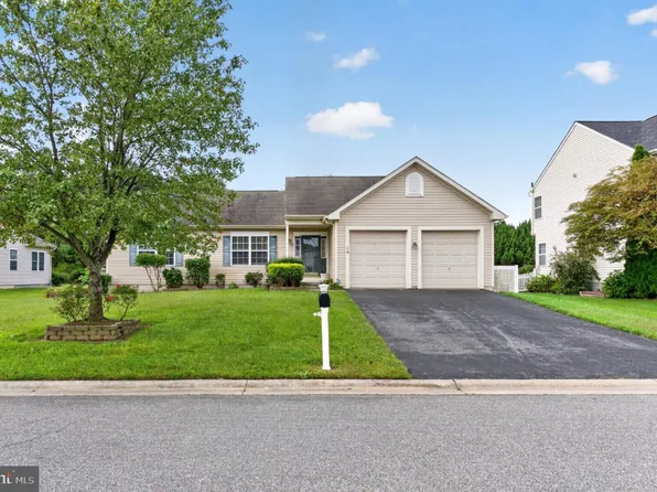 95 Grayton Dr, Smyrna, DE 19977