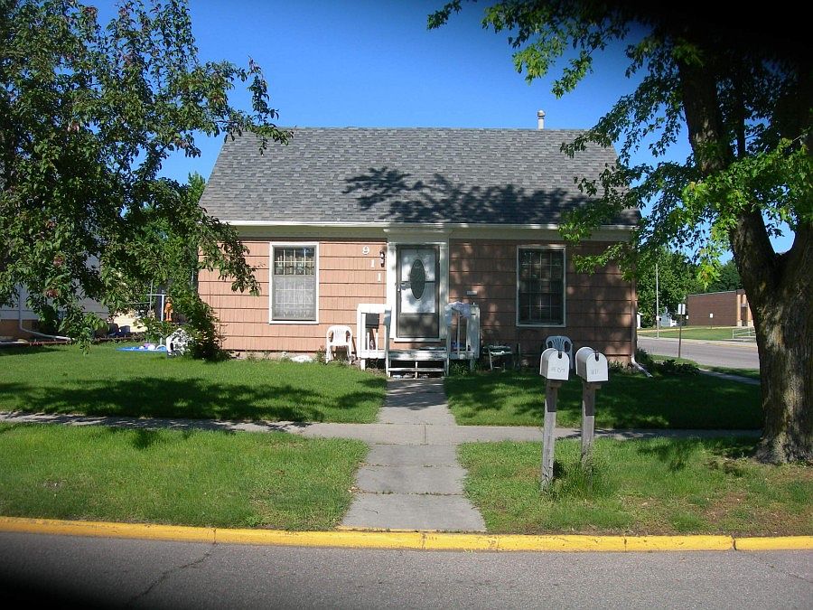 1st image of 911 Church Ave