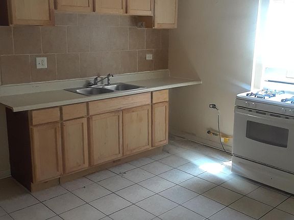 2nd image of 1430 S Keeler Ave Floor 1