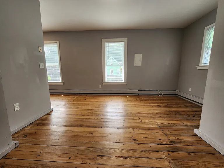 15 Lake Ave #B — Photo 8