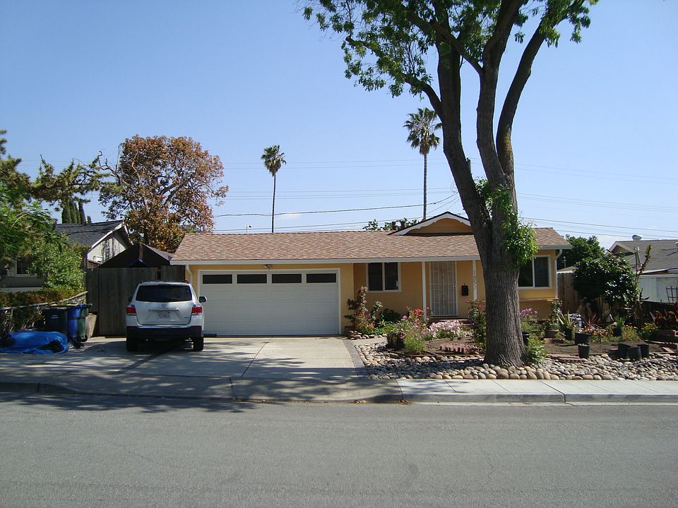 1st image of 1852 Canton Dr #1