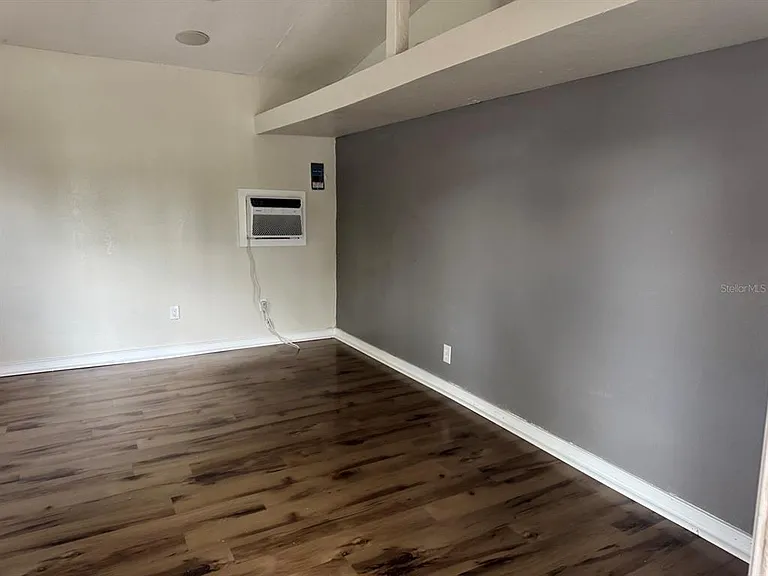 3306 Lake Saxon Dr — Photo 20
