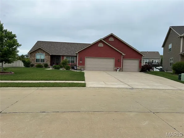 2520 Welsch Dr, Shiloh, IL 62221