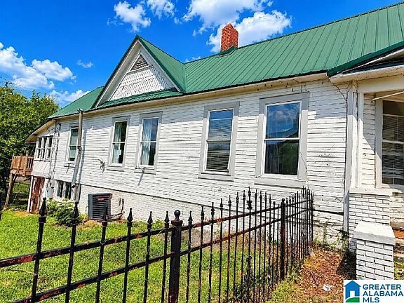20th image of 2030 Clarendon Ave