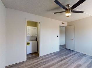 Golden Key Apartments, Phoenix, AZ 85019