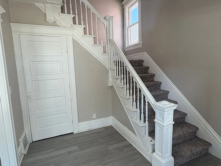 42 Garfield Pl — Photo 3