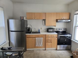12 Browns Ct, Burlington, VT 05401