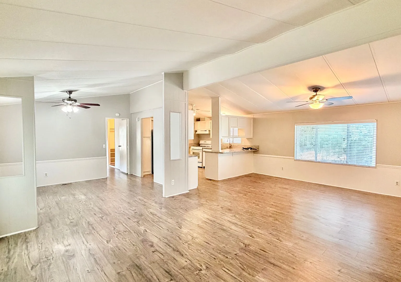 Awesome Updated Single Story in The Darling "Farm" Community of Wildomar, Close to Everything, bu... — Photo 3
