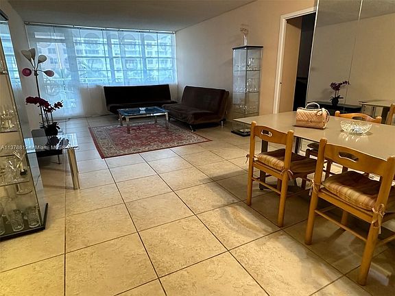 4th image of 250 174th St APT 311