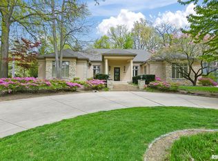 1837 Outer Park Dr, Leland Grove, IL 62704