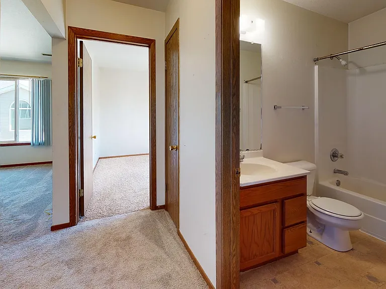 4517 Steinbeck St — Photo 12