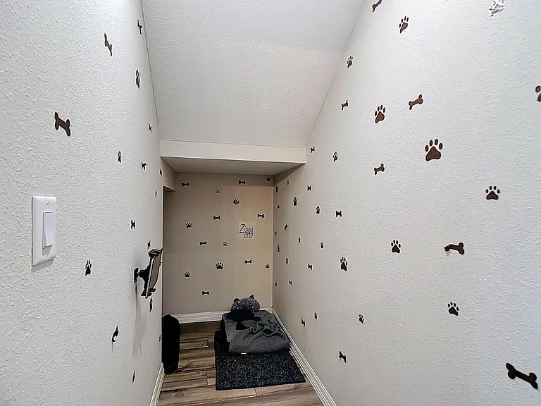 1504 Hummingbird Rd — Photo 14