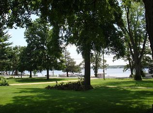 W9182 Ripley Rd, Cambridge, WI 53523