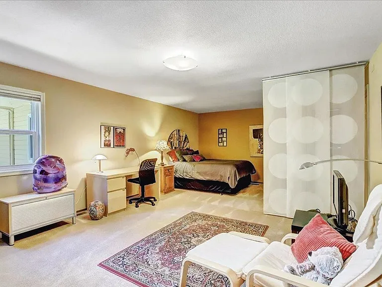 308 Bridge Way — Photo 4