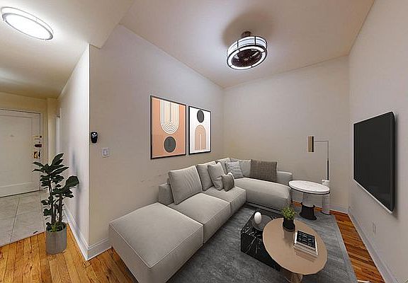 4th image of 107 W 68th St APT 3